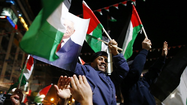 Palestinci oslavuj poslen vlivu v OSN (29. listopadu 2012)