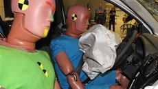 Crash test Dacie Lodgy Crash test Dacie Lodgy