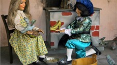 Vánoční trhy v Linci nabízejí ke koupi různé výrobky. Vánoční trhy v Linci nabízejí ke koupi různé výrobky.