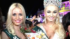 eka Tereza Fajksová a Slovenka Martina Greová na Miss Earth 2012