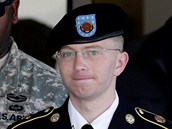 Americk vojn Bradley Manning pijd k soudu na zkladn Fort Meade (30....