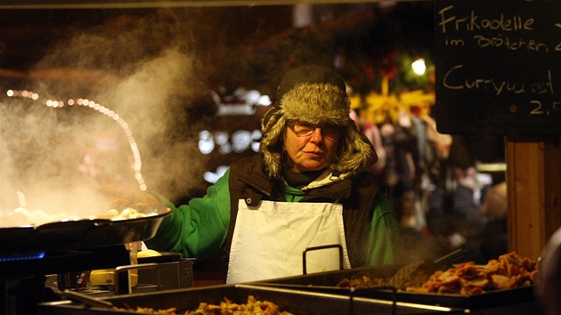 K mn je teba sr v housce, prek v rohlku nebo currywurst.