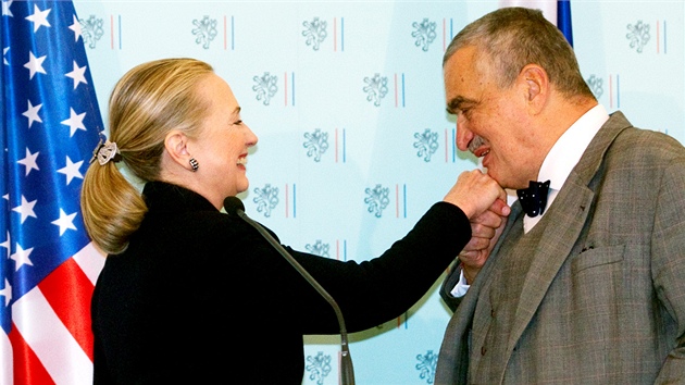 fka americk diplomacie Hillary Clintonov se v Praze setkala s ministrem zahrani Karlem Schwarzenbergem. (3. prosince 2012)
