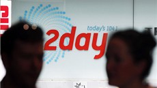 Pohled na logo rádia 2Day FM na budov, kde stanice sídlí v Sydney (8. prosince