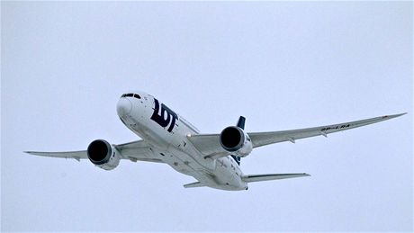 Na ruzyskm letiti poprv pistl linkov letoun Boeing 787 Dreamliner polsk