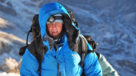 Olomoucká horolezkyn Markéta Hanáková, která má voperovaný kardiostimulátor, loni dobyla se dvma horolezci Mera Peak ve výce 6 476 metr (snímek z výpravy). Te stoupá na vrchol Muztagh Ata ve výce 7 546 metr.