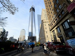 Budova One World Trade Center, jej stavbu dlouho komplikovaly spory majitel...
