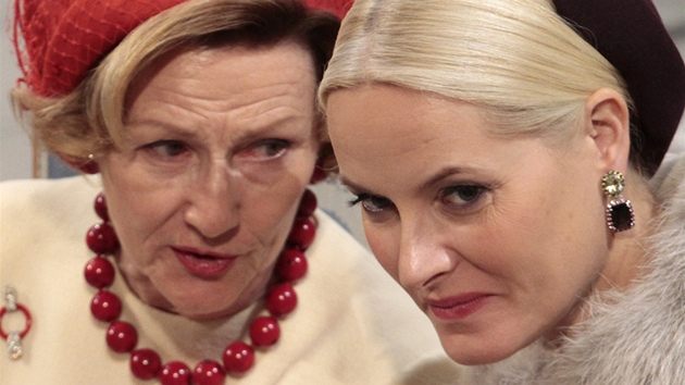 Norsk krlovna Sonja a princezna Mette-Marit 