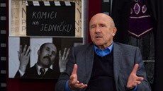 Petr Nárožný v Komicích na jedničku Petr Nárožný v Komicích na jedničku