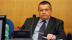 Václav Sloup, náměstek karlovarského hejtmana na jednání krajského Václav Sloup, náměstek karlovarského hejtmana na jednání krajského