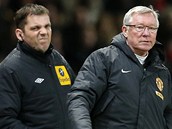 TO NEK DOBE. Pokyny, kter Alex Ferguson (vpravo) udl fotbalistm