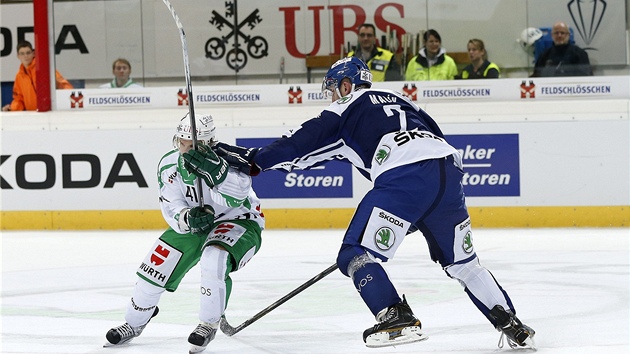 DL NEPROJDE. Vtkovick Marek Malk (vpravo) a Antti Pihlstroem z Ufy. 