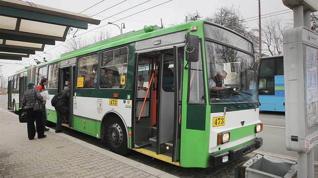 Posledn jzda trolejbusu koda 15Tr plzeskmi ulicemi.