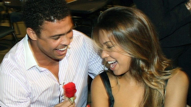 Ronaldo Nazario a Maria Beatriz Antonyov (2007)