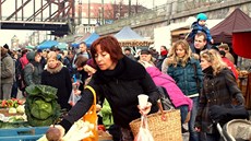 Vánoční farmářský trh na Náplavce v Praze nabídne nejen zeleninu, brambory,... Vánoční farmářský trh na Náplavce v Praze nabídne nejen zeleninu, brambory,...