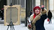 Švýcarská malířka Doris Windlin ve čtvrtek malovala v Lázeňské ulici u Mlýnské Švýcarská malířka Doris Windlin ve čtvrtek malovala v Lázeňské ulici u Mlýnské