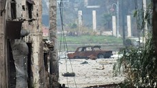 Ohoelé auto ve mst Homs (21. prosince 2012