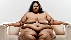 Italský fotograf Yossi Loloi fotí extrémn obézní modelky.