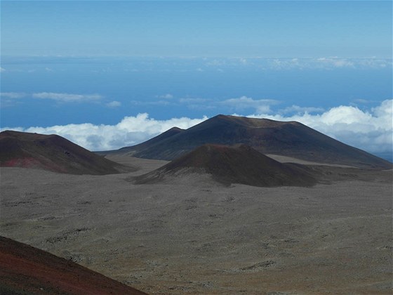 Nejvtí aktivní sopka na svt Mauna Loa pedstavuje pouhá dv procenta rozlohy Tamu Massif.