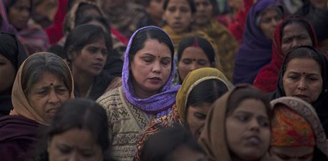 Pípady hromadného znásilnní a sexuální násilí na enách jsou v Indii velmi rozíené.