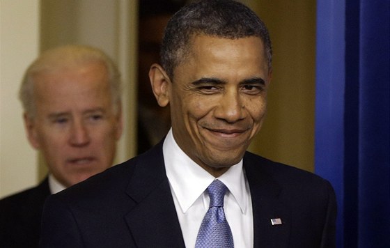 Prezident Barack Obama se usmívá v Bílém dom ped prohláením ke schválení