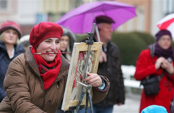 výcarská malíka Doris Windlin ped Mlýnskou kolonádou v Karlových Varech na
