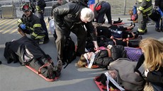 V pístavu na newyorském Manhattanu havaroval trajekt, zranilo se na padesát