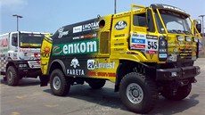 PŘED STARTEM. Kamion liaz Vlastimila Vildmana před startem úvodní etapy Rallye PŘED STARTEM. Kamion liaz Vlastimila Vildmana před startem úvodní etapy Rallye