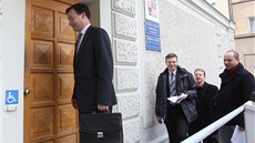 Pedseda olomouckého okresního soudu Michal Jelínek dorazil spolu s nkolika...