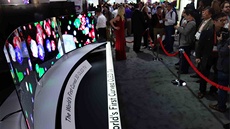 Prohnutý OLED od LG Prohnutý OLED od LG