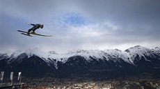 Rakuan Gregor Schlierenzauer pi tréninku na mstku v Innsbrucku 