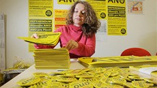 Přípravný výbor referenda otevřel v Plzni na Americké třídě kancelář pro Přípravný výbor referenda otevřel v Plzni na Americké třídě kancelář pro