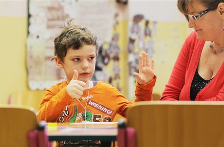 Zápis do první tídy na 31. Z v Plzni na Severním pedmstí. Na snímku Martin