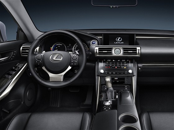 Lexus IS 2013