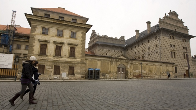 Schwarzenbersk&yacute; pal&aacute;c v době oprav.