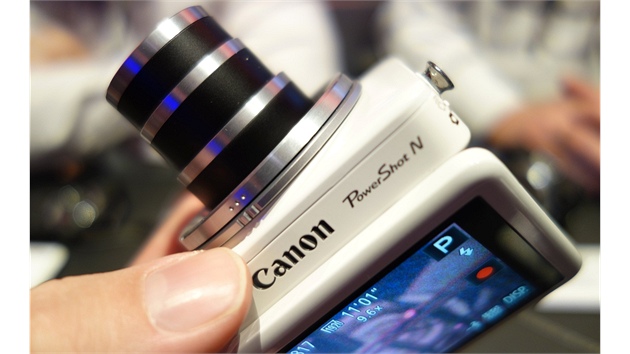 Maliký foáek Canon PowerShot N je zamený pedevím na focení do sociálních...
