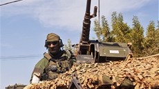 Francouztí vojáci postupují na sever Mali. (16. ledna 2013)