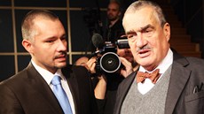 Milo Zeman a Karel Schwarzenberg se utkali v prezidentské debat ve veejnoprávním eském rozhlasu.