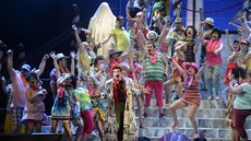 Z opery Vladimíra Franze podle románu Karla Čapka Válka s mloky ve Státní opeře Z opery Vladimíra Franze podle románu Karla Čapka Válka s mloky ve Státní opeře