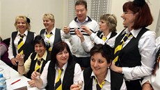 Tomio Okamura při koštu v Bílovicích na Uherskohradišťsku slivovici nepil, Tomio Okamura při koštu v Bílovicích na Uherskohradišťsku slivovici nepil,