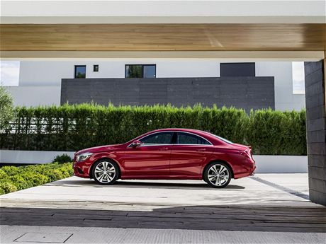 Mercedes-Benz CLA