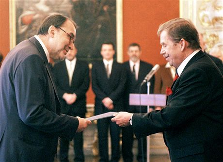 Prezident Václav Havel jmenoval na Praském hrad Jiího Muchu ústavním