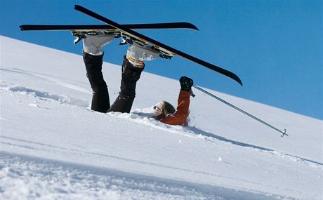 Správné eení krizové situace me eským lyam a snowboardistm uetit mnoho nepíjemných záitk, které se vtinou táhnou i nkolik let. Ilustraní snímek