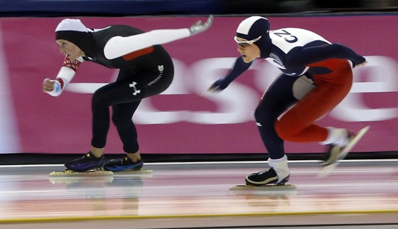 VELKÝ SOUBOJ. Karolína Erbanová (vpravo) na MS ve sprinterském víceboji v Salt