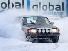 eskou republikou v tchto dnech projídí úastníci mezinárodní automobilové...