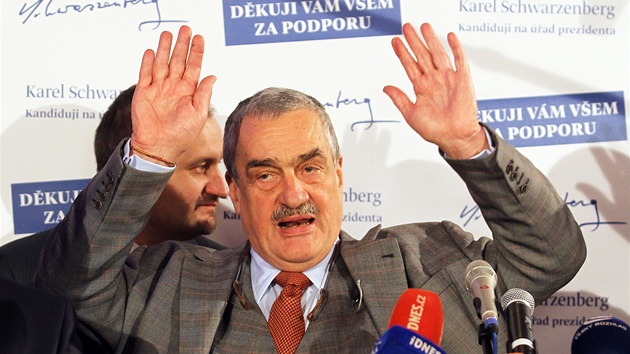 Karel Schwarzenberg uznal porku ve druhm kole prezidentsk volby. (26. ledna...