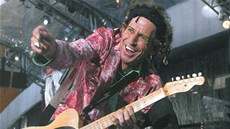 Eric Clapton a Keith Richards na festivalu Crossroads 2013. Kytarista Rolling Stones zde vymnil Telecastera za kytaru od firmy Gibson.