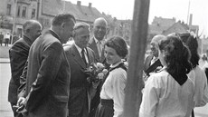 Prezident a první tajemník ÚV KS Antonín Novotný v Plzni v roce 1959. 