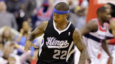 MALÝ HRDINA. Isaiah Thomas, se 175 centimetry jeden z nejmenších hráčů v MALÝ HRDINA. Isaiah Thomas, se 175 centimetry jeden z nejmenších hráčů v