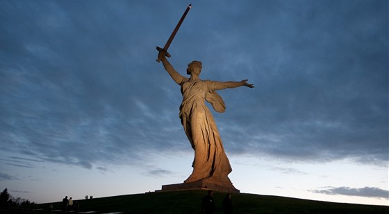 Matka vlast volá do boje. Pomník stalingradské bitvy v dnením Volgogradu.